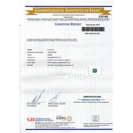 2.97 Ct GII Certified Untreated Natural Zambian Emerald Panna AAA