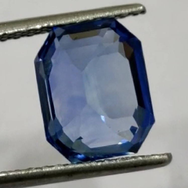 6.00 Ct GII Certified Unheated Untreated Natural Ceylon Blue Sapphire AAAAA