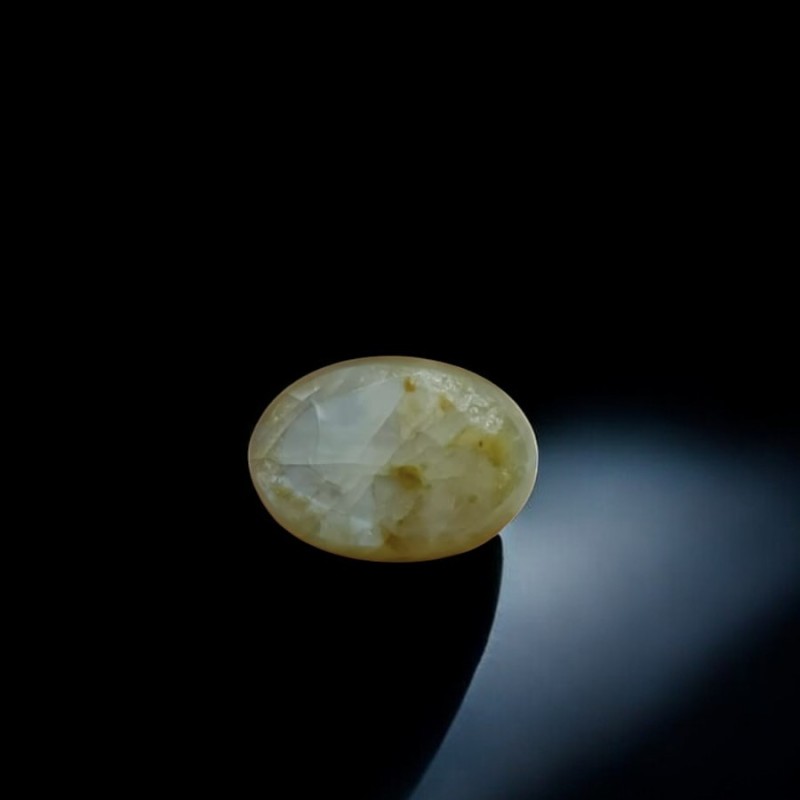 6.08 Ct Certified Untreated Natural Chrysoberyl Cats Eye Lehsunia AA 6.08 Ct Certified Untreated Natural Chrysoberyl Cats Eye Lehsunia AA