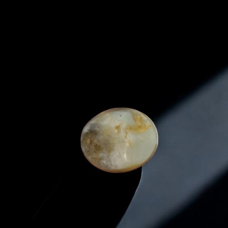 7.95 Ct Certified Untreated Natural Chrysoberyl Cats Eye Lehsunia 7.95 Ct Certified Untreated Natural Chrysoberyl Cats Eye Lehsunia