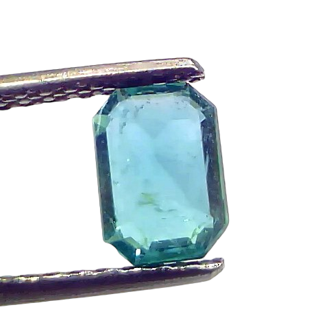 0.96 Ct GII Certified Untreated Natural Zambian Emerald Gemstone AAA 0.96 Ct GII Certified Untreated Natural Zambian Emerald Gemstone AAA