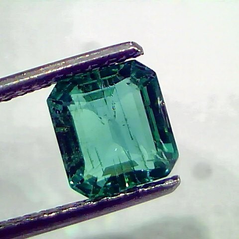 1.89 Ct IGI Certified Untreated Natural Zambian Emerald Gems AAA