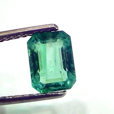 1.93 Ct IGI Certified Untreated Natural Zambian Emerald Gemstone AAA