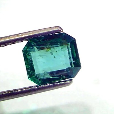 1.93 Ct IGI Certified Untreated Natural Zambian Emerald Gemstone AAA