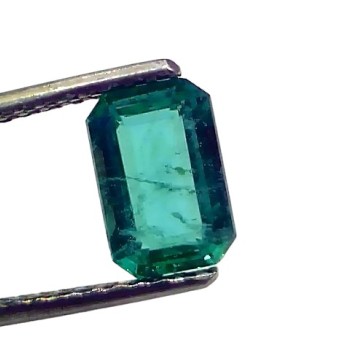 2.05 Ct GII Certified Untreated Natural Zambian Emerald Panna AAA 2.05 Ct GII Certified Untreated Natural Zambian Emerald Panna AAA