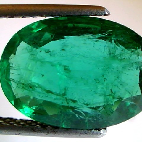 4.95 Ct Bright Green Untreated Natural Zambian Emerald Gemstone AA