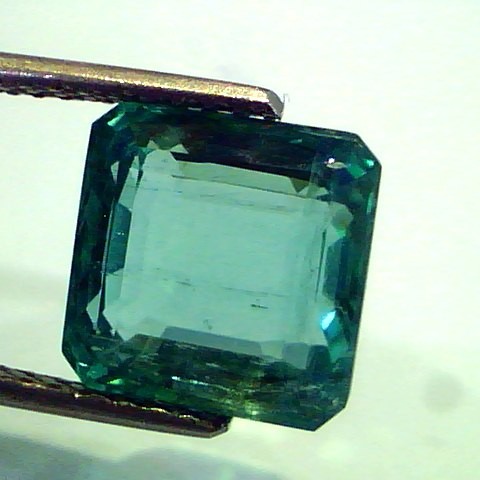 5.57 Ct Top Quality IGI Certified Natural Eye Clean Colombian Emerald AAAAA