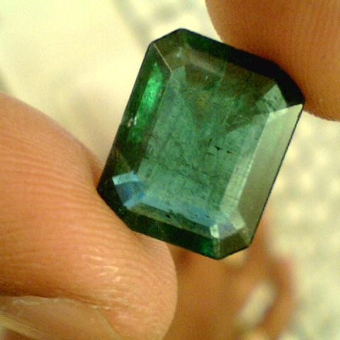 8.59 Ct Premium Colour & Transperent Natural Untreated Emerald