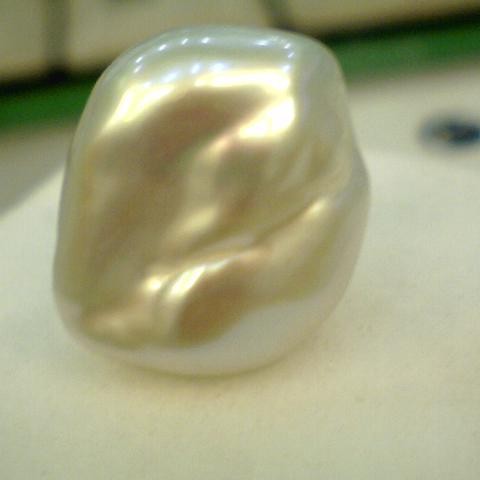 5.68 Carat Certified Natural Keshi Pearl, Moti Certified 5.68 Carat Certified Natural Keshi Pearl, Moti Certified