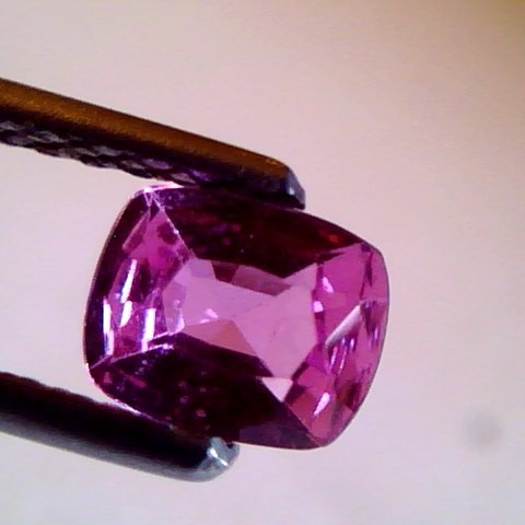 0.83 Ct Cetified Unheated Untreated Natural Madagaskar Ruby Gems AAA