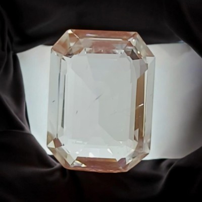 3.75 Ct IGI Certified Unheated Untreated Natural Premium White Sapphire 3.75 Ct IGI Certified Unheated Untreated Natural Premium White Sapphire