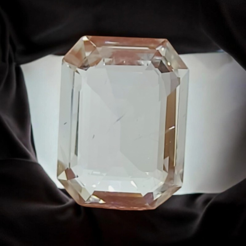 3.75 Ct IGI Certified Unheated Untreated Natural Premium White Sapphire 3.75 Ct IGI Certified Unheated Untreated Natural Premium White Sapphire