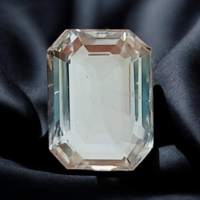 3.75 Ct IGI Certified Unheated Untreated Natural Premium White Sapphire 3.75 Ct IGI Certified Unheated Untreated Natural Premium White Sapphire