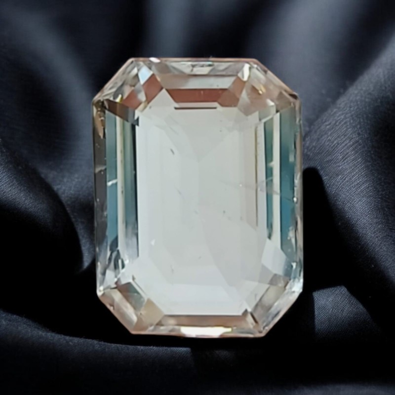3.75 Ct IGI Certified Unheated Untreated Natural Premium White Sapphire 3.75 Ct IGI Certified Unheated Untreated Natural Premium White Sapphire