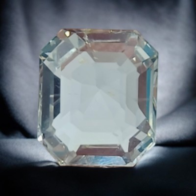 4.03 Ct IGI Certified Unheated Untreated Natural Ceylon White Pukhraj Sapphire 4.03 Ct IGI Certified Unheated Untreated Natural Ceylon White Pukhraj Sapphire