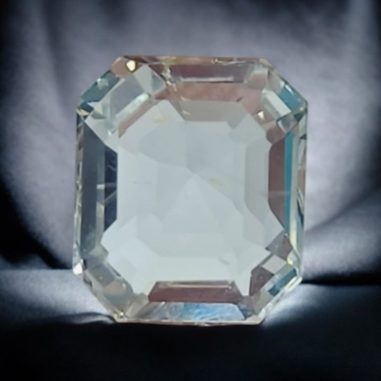 4.03 Ct IGI Certified Unheated Untreated Natural Ceylon White Pukhraj Sapphire