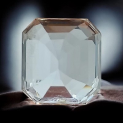 4.66 Ct IGI Certified Unheated Untreated Natural Ceylon White Sapphire Pukhraj 4.66 Ct IGI Certified Unheated Untreated Natural Ceylon White Sapphire Pukhraj