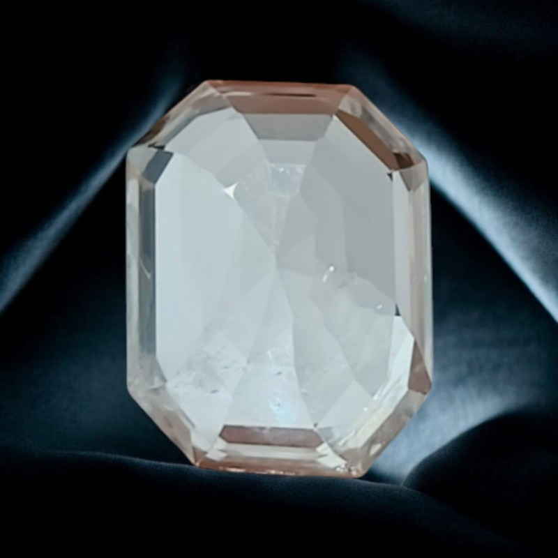4.68 Ct IGI Certified Unheated Untreated Natural White Sapphire Gems AAA 4.68 Ct IGI Certified Unheated Untreated Natural White Sapphire Gems AAA