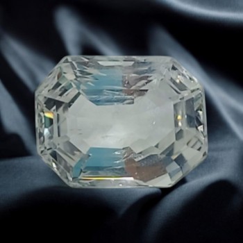 4.68 Ct IGI Certified Unheated Untreated Natural White Sapphire Gems AAA 4.68 Ct IGI Certified Unheated Untreated Natural White Sapphire Gems AAA