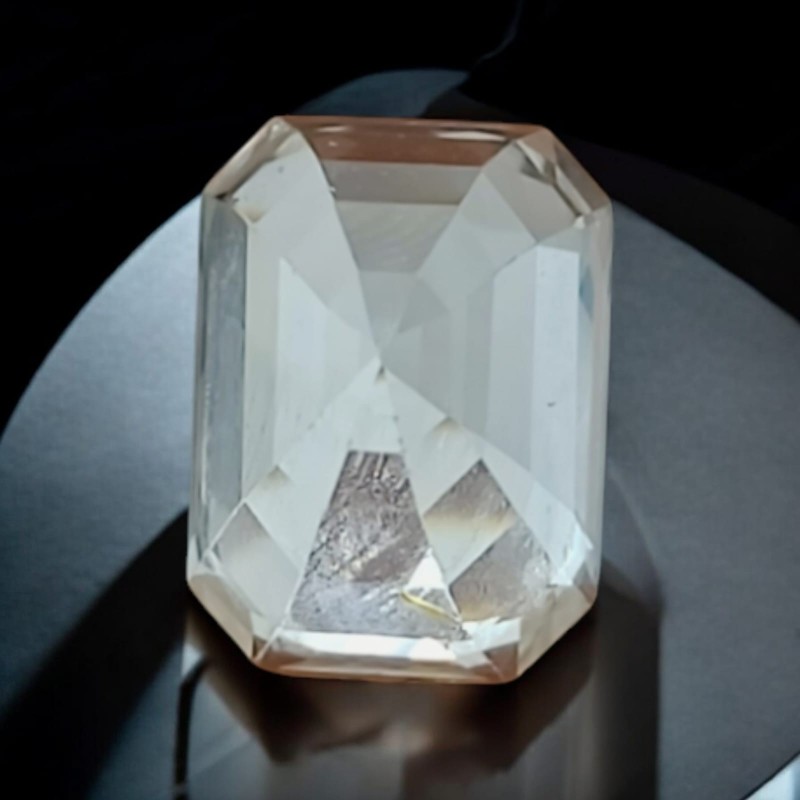 4.89 Ct IGI Certified Unheated Untreated Natural Premium White Sapphire AAA 4.89 Ct IGI Certified Unheated Untreated Natural Premium White Sapphire AAA