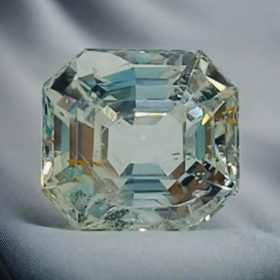 4.93 Ct IGI Certified Unheated Untreated Natural Ceylon White Sapphire AA 4.93 Ct IGI Certified Unheated Untreated Natural Ceylon White Sapphire AA