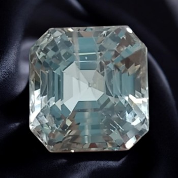 6.66 Ct IGI Certified Unheated Untreated Natural Premium White Sapphire AAA 6.66 Ct IGI Certified Unheated Untreated Natural Premium White Sapphire AAA