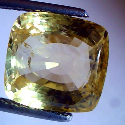 8.07 Ct Untreated Natural Ceylon Yellow sapphire Pukhraj Stone
