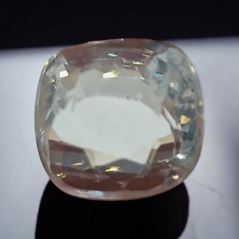 7.57 Ct 8.38 Ratti Natural White Zircon Gemstone For Venus AAAAA 7.57 Ct 8.38 Ratti Natural White Zircon Gemstone For Venus AAAAA