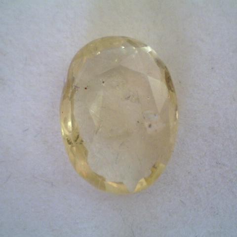 2.60 CT UNTREATED UNHEATED NATURAL CEYLON YELLOW SAPPHIRE 2.60 CT UNTREATED UNHEATED NATURAL CEYLON YELLOW SAPPHIRE