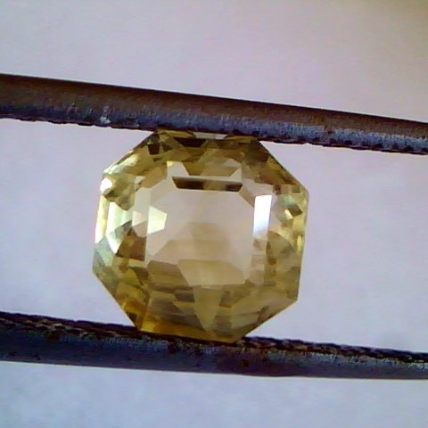2.75 Ct Top Grade Unheat Untreat Natural Ceylon Yellow Sapphire