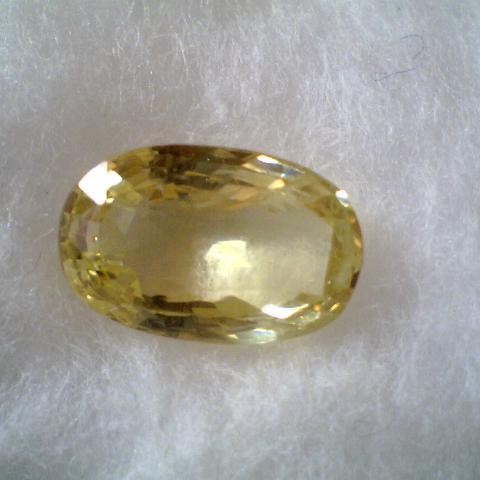 3.05 CT UNHEATED UNTREATED NATURAL YELLOW SAPPHIRE,PUKHRAJ AAAAA