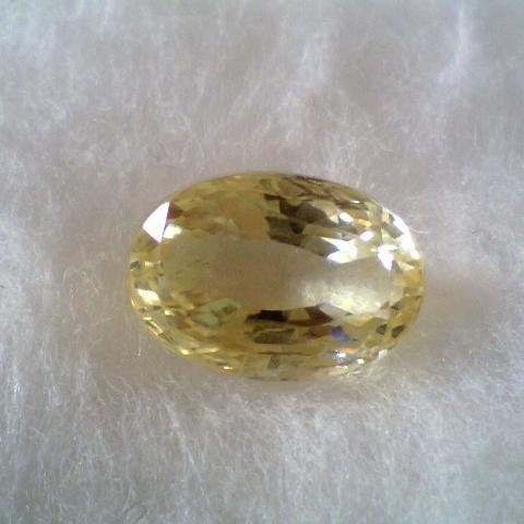 3.37 CT UNHEATED UNTREATED NATURAL YELLOW SAPPHIRE,PUKHRAJ AAAAA 3.37 CT UNHEATED UNTREATED NATURAL YELLOW SAPPHIRE,PUKHRAJ AAAAA