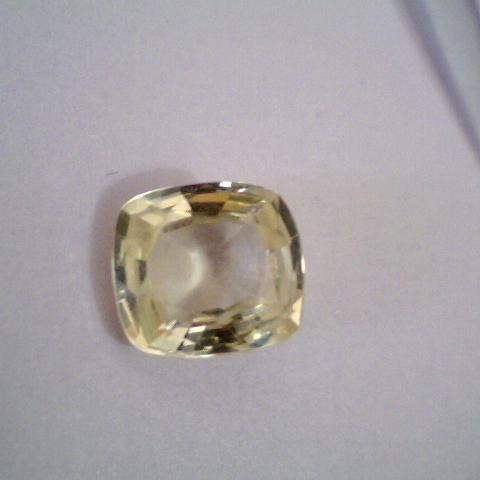 1.85 Ct Unheated Untreated vvs Natural Ceylon Yellow Sapphire 1.85 Ct Unheated Untreated vvs Natural Ceylon Yellow Sapphire