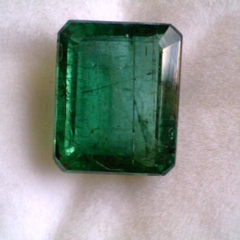 4.28 CT UNTREATED NATURAL ZAMBIAN EMERALD,HIGH COLOUR VVS2 4.28 CT UNTREATED NATURAL ZAMBIAN EMERALD,HIGH COLOUR VVS2