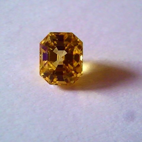 4.58 Ct TopGrade Topcolor TopCut Unheated Ceylon Yellow Sapphire