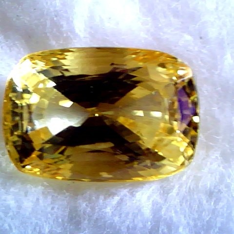 6.47 Ct Topmost Grade Unheated Natural Srilankan Yellow Sapphire
