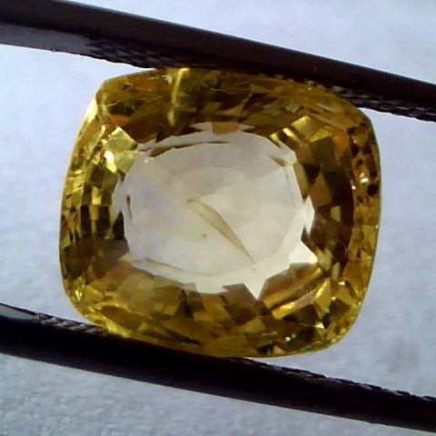 8.85 Ct Unheated Untreted Natural Ceylon Yellow Sapphire Pukhraj