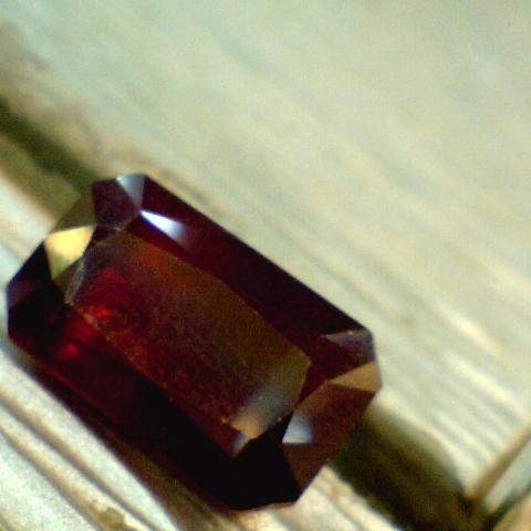 HUGE 17 CARAT NATURAL BURMA RUBY GEMSTONE HUGE 17 CARAT NATURAL BURMA RUBY GEMSTONE