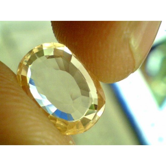 4 CARAT UNHEATED UNTREATED NATURAL YELLOW SAPPHIRE FROM CEYLON