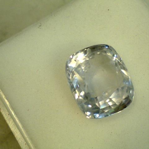4.9 CARAT UNHEATED UNTREATED NATURAL CEYLON BLUE SAPPHIRE 4.9 CARAT UNHEATED UNTREATED NATURAL CEYLON BLUE SAPPHIRE