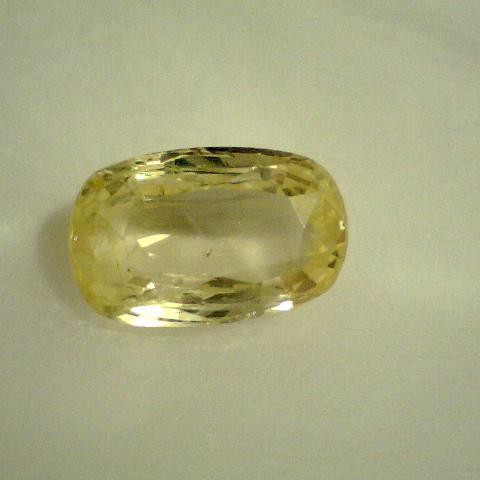6.07 Ct Unheated Untreated Natural Ceylon Yellow Sapphire 6.07 Ct Unheated Untreated Natural Ceylon Yellow Sapphire