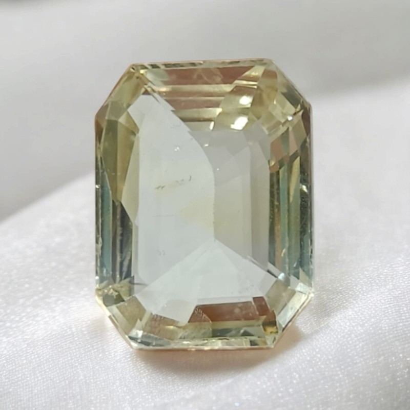 Huge 10.84 Ct IGI Certified Unheated Untreated Natural Ceylon Yellow Sapphire Huge 10.84 Ct IGI Certified Unheated Untreated Natural Ceylon Yellow Sapphire