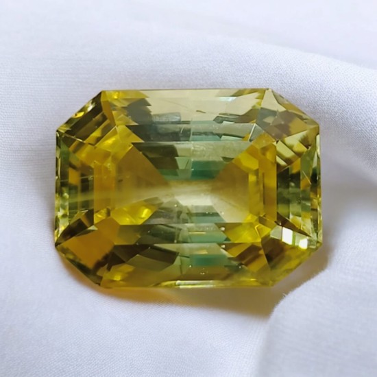 Huge 19.66 Ct IGI Certified Unheated Untreated Natural Ceylon Yellow Sapphire