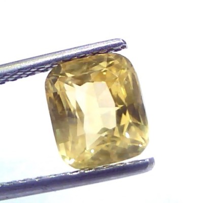 3.35 Ct IGI Certified Unheated Untreated Natural Ceylon Yellow Sapphire AAA