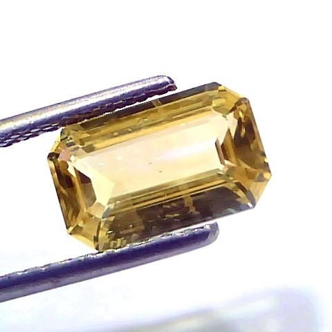 3.51 Ct IGI Certified Unheated Untreated Natural Ceylon Yellow Sapphire AAA