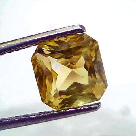 4.05 Ct IGI Certified Unheated Untreated Natural Ceylon Yellow Sapphire AAA