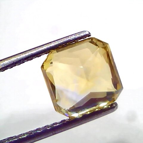 4.05 Ct IGI Certified Unheated Untreated Natural Ceylon Yellow Sapphire AAA