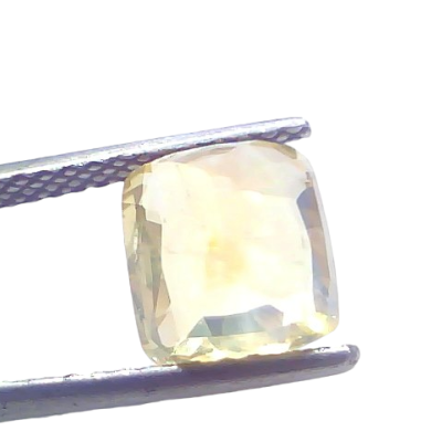 5.01 Ct IGI Certified Unheated Untreated Natural Ceylon Yellow Sapphire 5.01 Ct IGI Certified Unheated Untreated Natural Ceylon Yellow Sapphire
