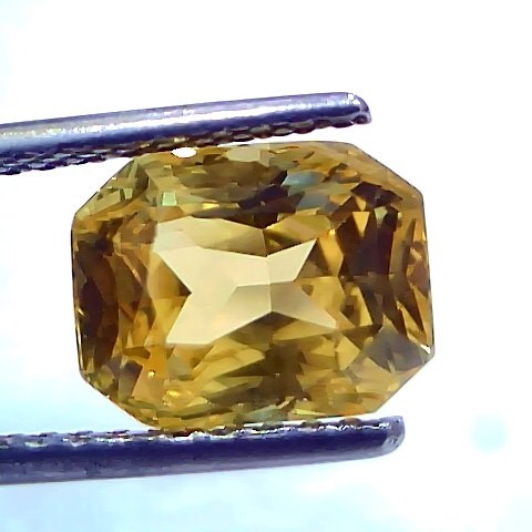 5.03 Ct IGI Certified Unheated Untreated Natural Ceylon Yellow Sapphire AAA