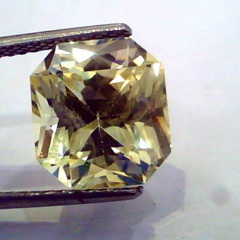 7.96 Ct IGI Certified Unheated Natural Ceylon Yellow Sapphire Gems